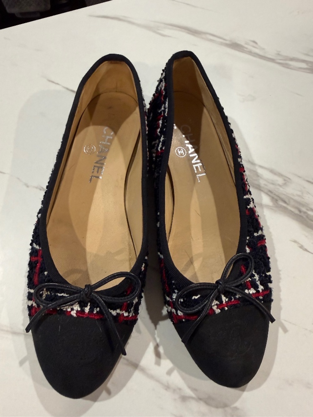 CHANEL timeless classic black & red tweed CC ballet flat 36.5